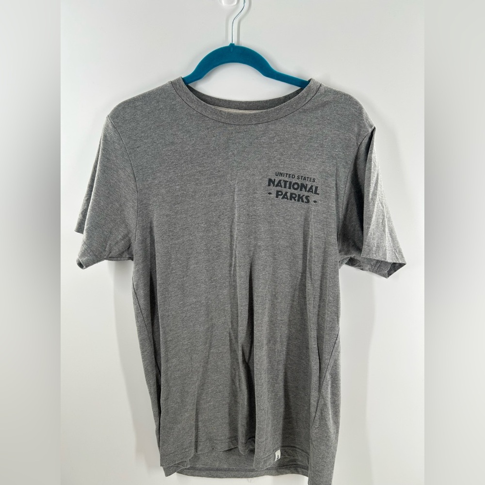 The Landmark Project United States National Parks Gray Crewneck Tee Size M